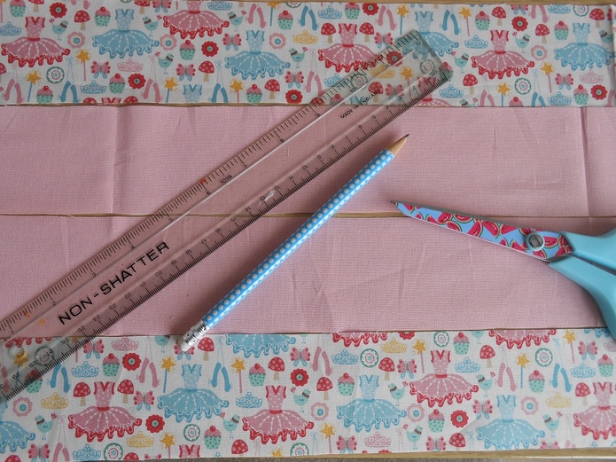 Fabirc Strips, Patchwork Strips, Ruler, Pencil, Scissors, Sewing, Ballerine fabirc, plain pink fabric